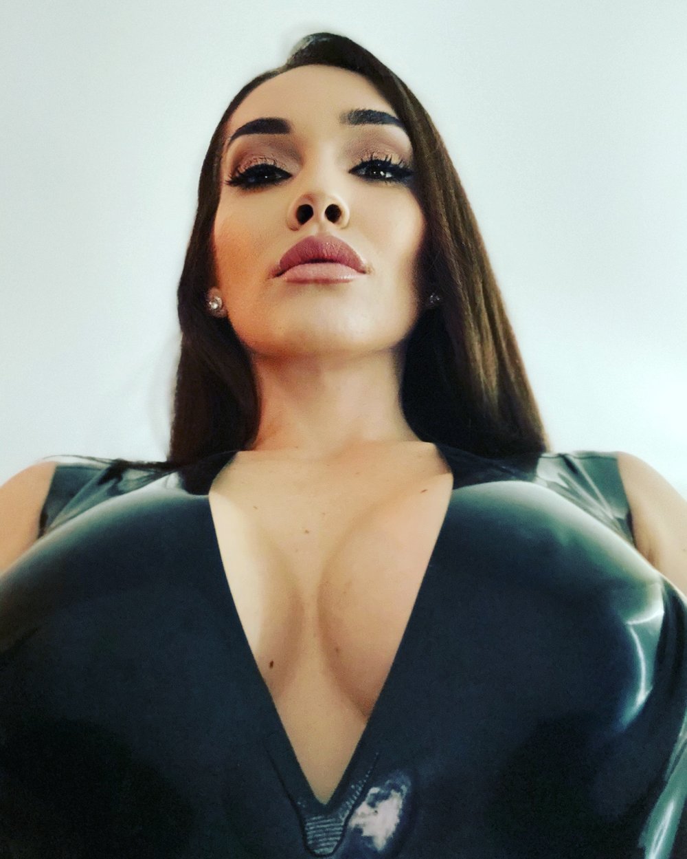 Alexxa Von Hell