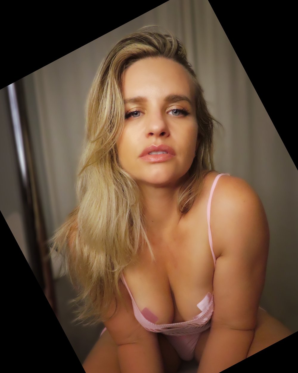 Leah ???????? - RATED BEST BIG ASS ON ONLYFANS